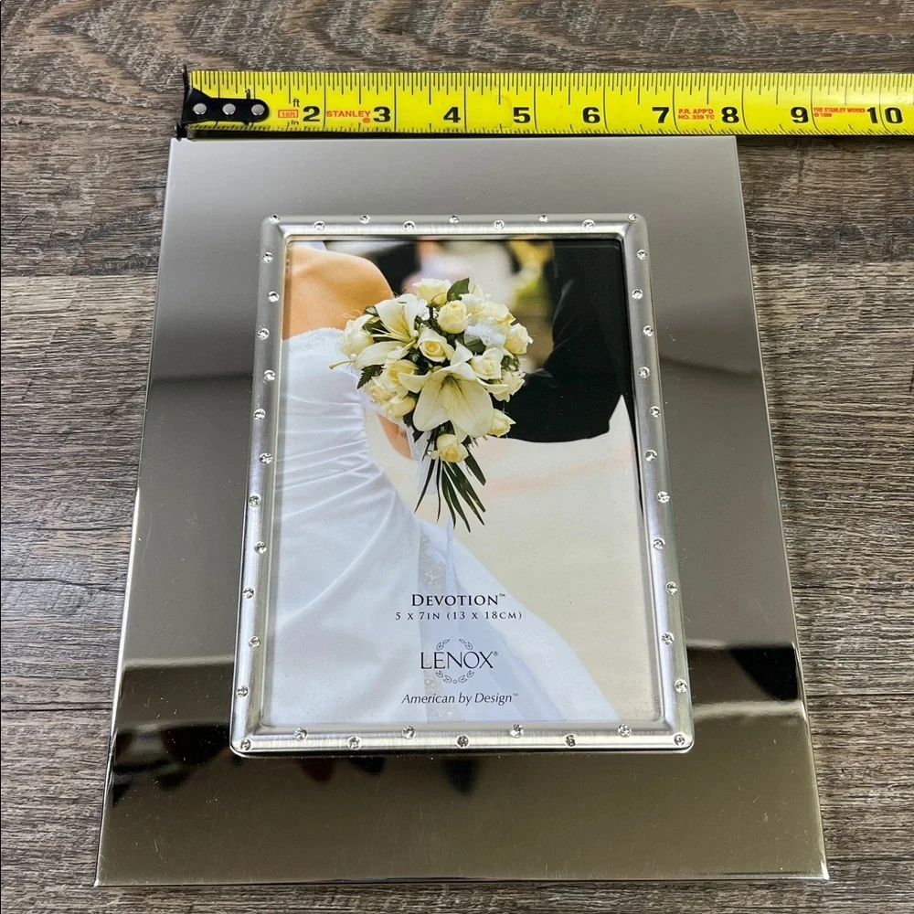 ✨ Lenox “Devotion” Silver-Plated 5x7 Picture Frame (NIB)